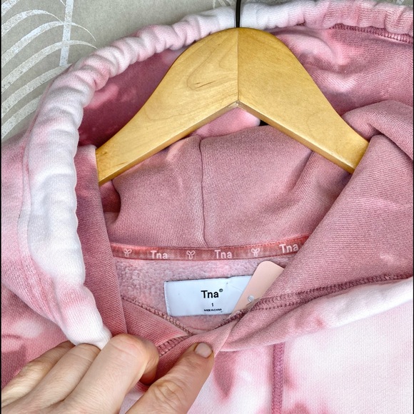 TNA Cotton Candy Clouds Hoodie - Picture 6 of 14